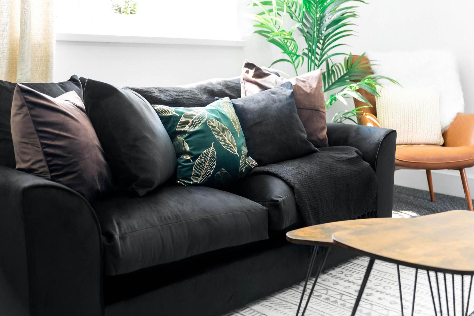 Luxe Apartment - Rowley Regis - Parking - Top Rated - Netflix - Wifi - 49Bg Cradley Heath Ngoại thất bức ảnh